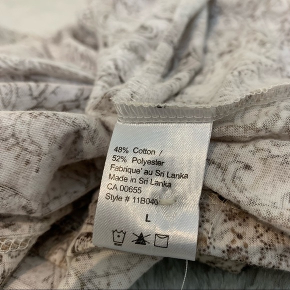 Romantic Cream & Brown Capped Sleeve Blouse Large -pic doesn’t do Justice - Picture 10 of 10